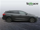 Ford Focus Image 2