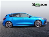 Ford Focus Image 2