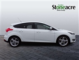 Ford Focus Image 2