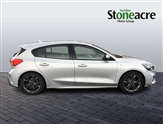 Ford Focus Image 2