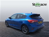 Ford Focus Image 5