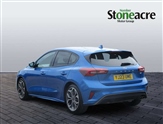 Ford Focus Image 6