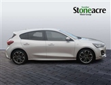 Ford Focus Image 2