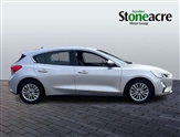 Ford Focus Image 2