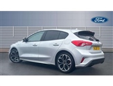 Ford Focus Image 2