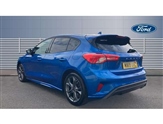 Ford Focus Image 2