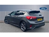 Ford Focus Image 2