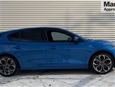 Ford Focus Image 2