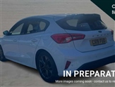 Ford Focus Image 2