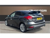 Ford Focus Image 2