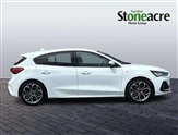 Ford Focus Image 2
