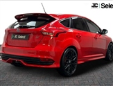 Ford Focus Image 2