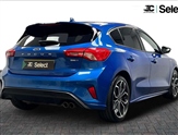Ford Focus Image 2