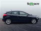 Ford Focus Image 2