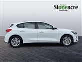 Ford Focus Image 2