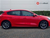 Ford Focus Image 2