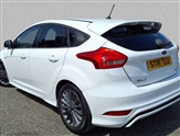 Ford Focus Image 2
