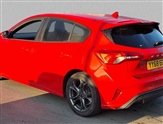 Ford Focus Image 2