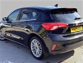 Ford Focus Image 2