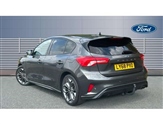 Ford Focus Image 2