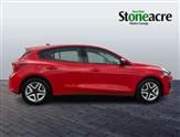 Ford Focus Image 2