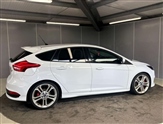 Ford Focus Image 4