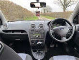 Ford Fusion Image 5