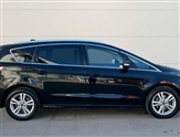 Ford S-Max Image 2