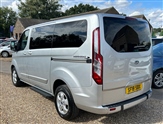 Ford Tourneo Custom Image 4