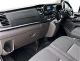 Ford Tourneo Custom Image 2