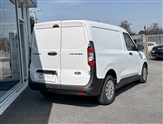 Ford Transit Courier Image 2