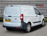 Ford Transit Courier Image 4
