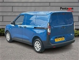 Ford Transit Courier Image 2