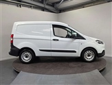Ford Transit Courier Image 5