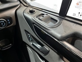 Ford Transit Custom Image 5