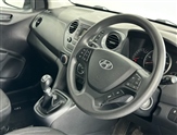 Hyundai I10 Image 2