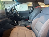 Hyundai Ioniq Image 6