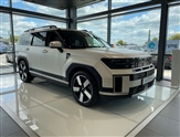 Hyundai Santa Fe Image 1