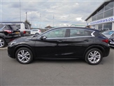 Infiniti Q30 Image 1