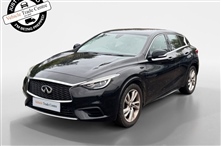 Infiniti Q30