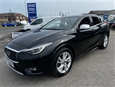 Infiniti Q30 Image 2