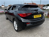 Infiniti Q30 Image 4