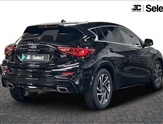 Infiniti Q30 Image 2