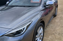 Infiniti Q30