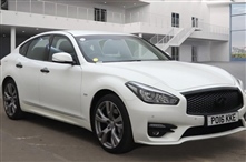 Infiniti Q70