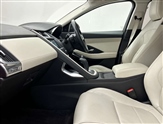 Jaguar E-Pace Image 3