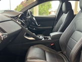 Jaguar E-Pace Image 3
