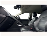Jaguar E-Pace Image 3