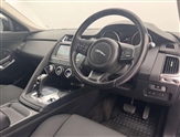 Jaguar E-Pace Image 4