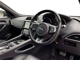 Jaguar F-Pace Image 6